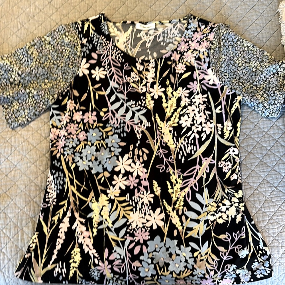 Calvin Klein size Medium short sleeve top.